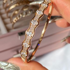 دستبند زنانه برند ژوپینگ (XUPING) کد 405
